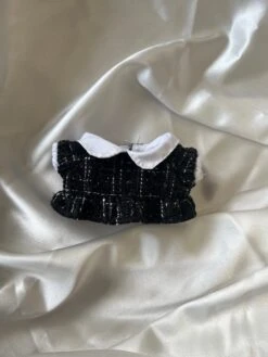 Labubu Tweed Elegance Set - Black Pearl Bow & Gold Brooch Detail (17cm) -Bobby Sales 0A7F2876 8F40 4EDD B397 96707251AD86