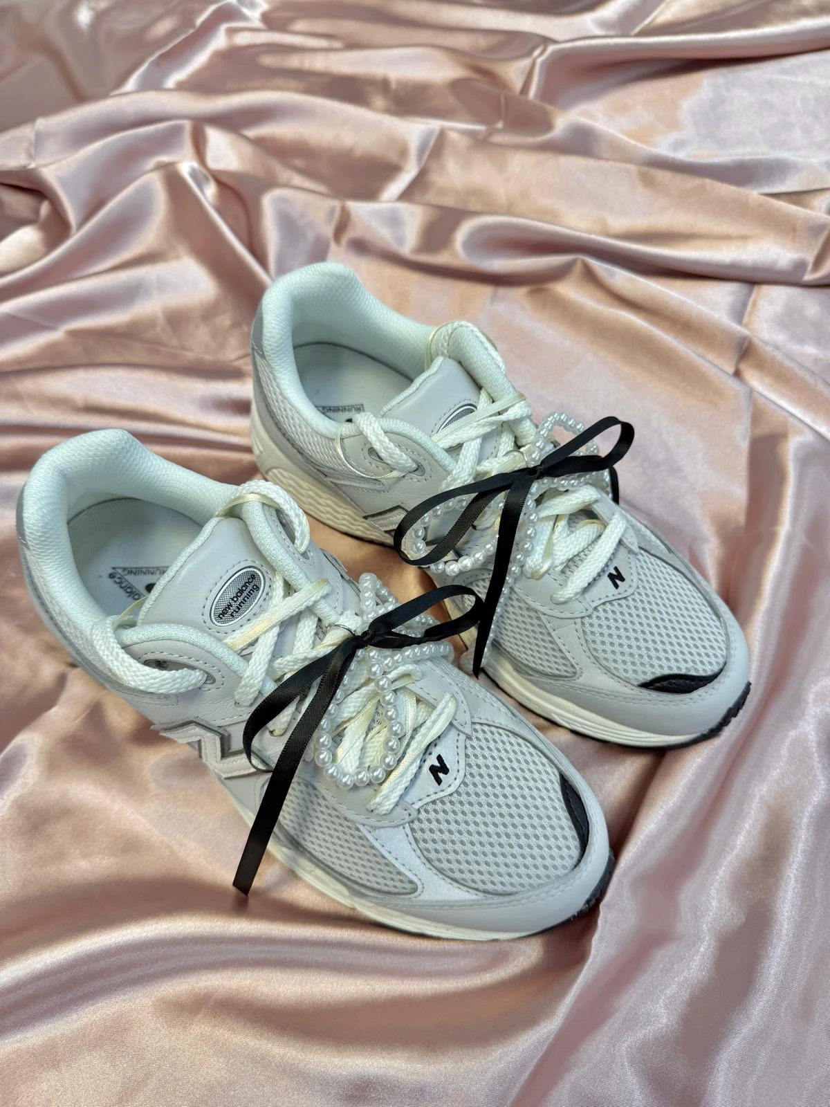 Pearl Romance Sneaker Set 3 Pearl Romance Sneaker Set